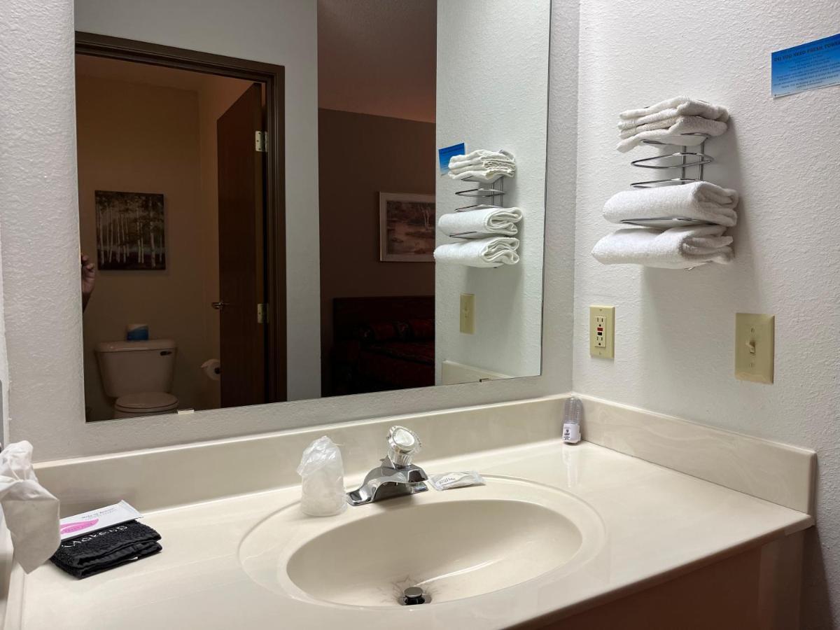 Boulder Bear Motor Lodge Boulder Junction Extérieur photo