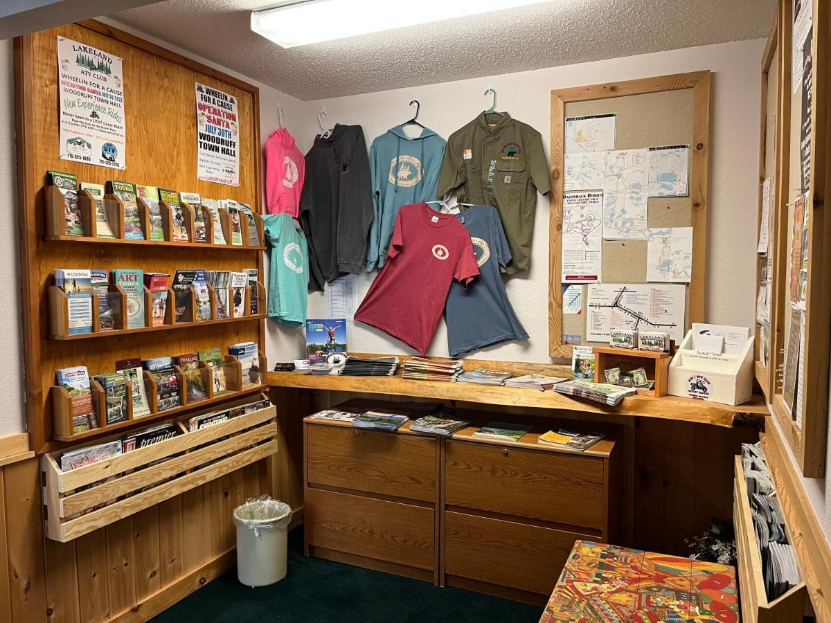 Boulder Bear Motor Lodge Boulder Junction Extérieur photo