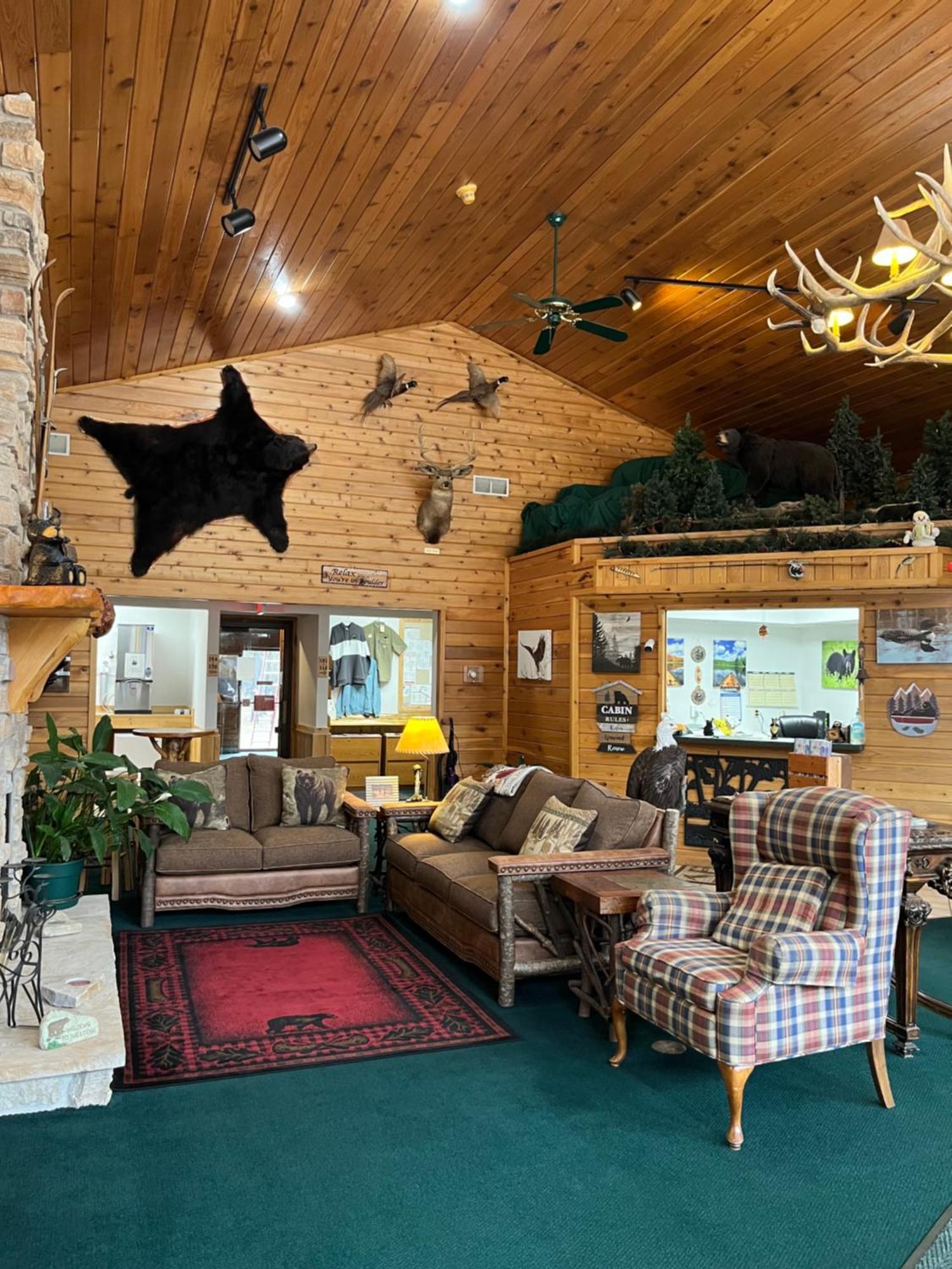Boulder Bear Motor Lodge Boulder Junction Extérieur photo